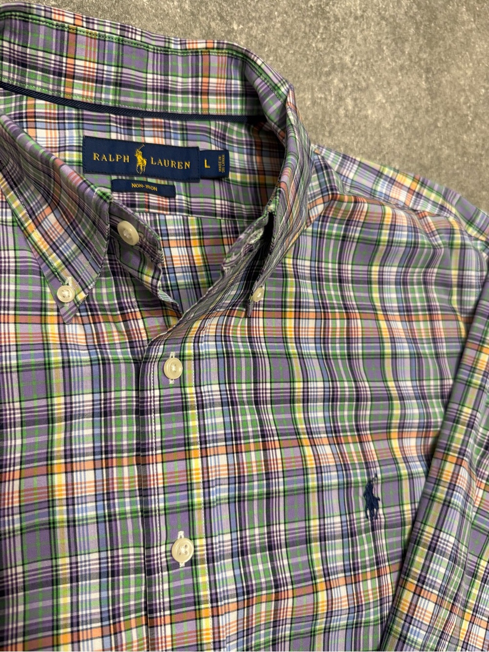 Like New - Men’s Ralph Lauren Plaid Non-Iron Button Down 100% Cotton Size L